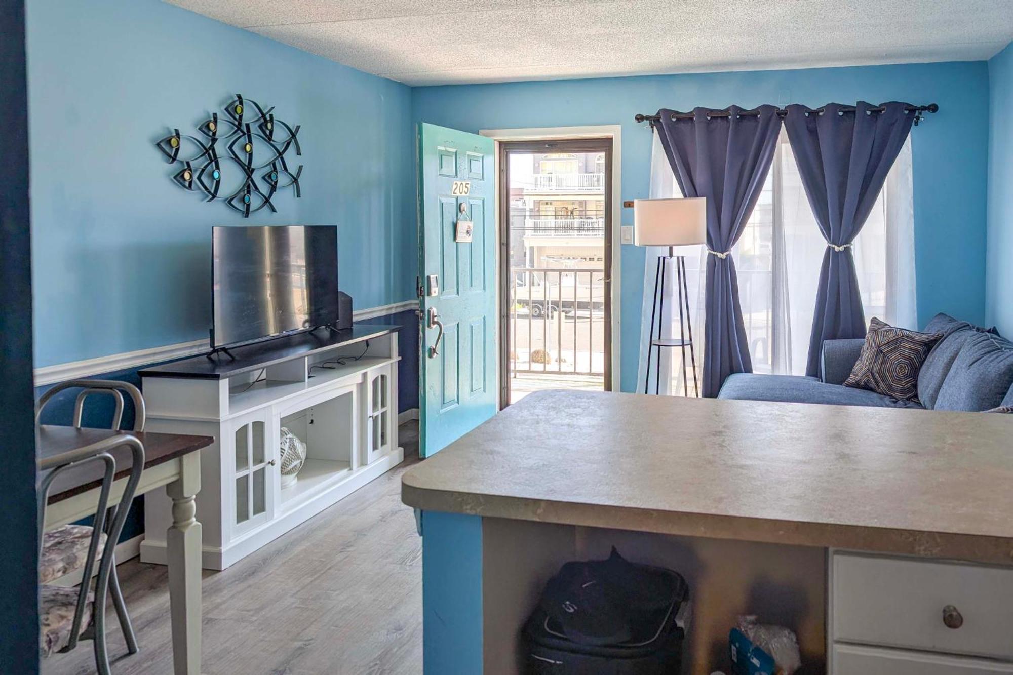 Coastal Condo With Pool, 1 Block To Wildwood Beach! מראה חיצוני תמונה