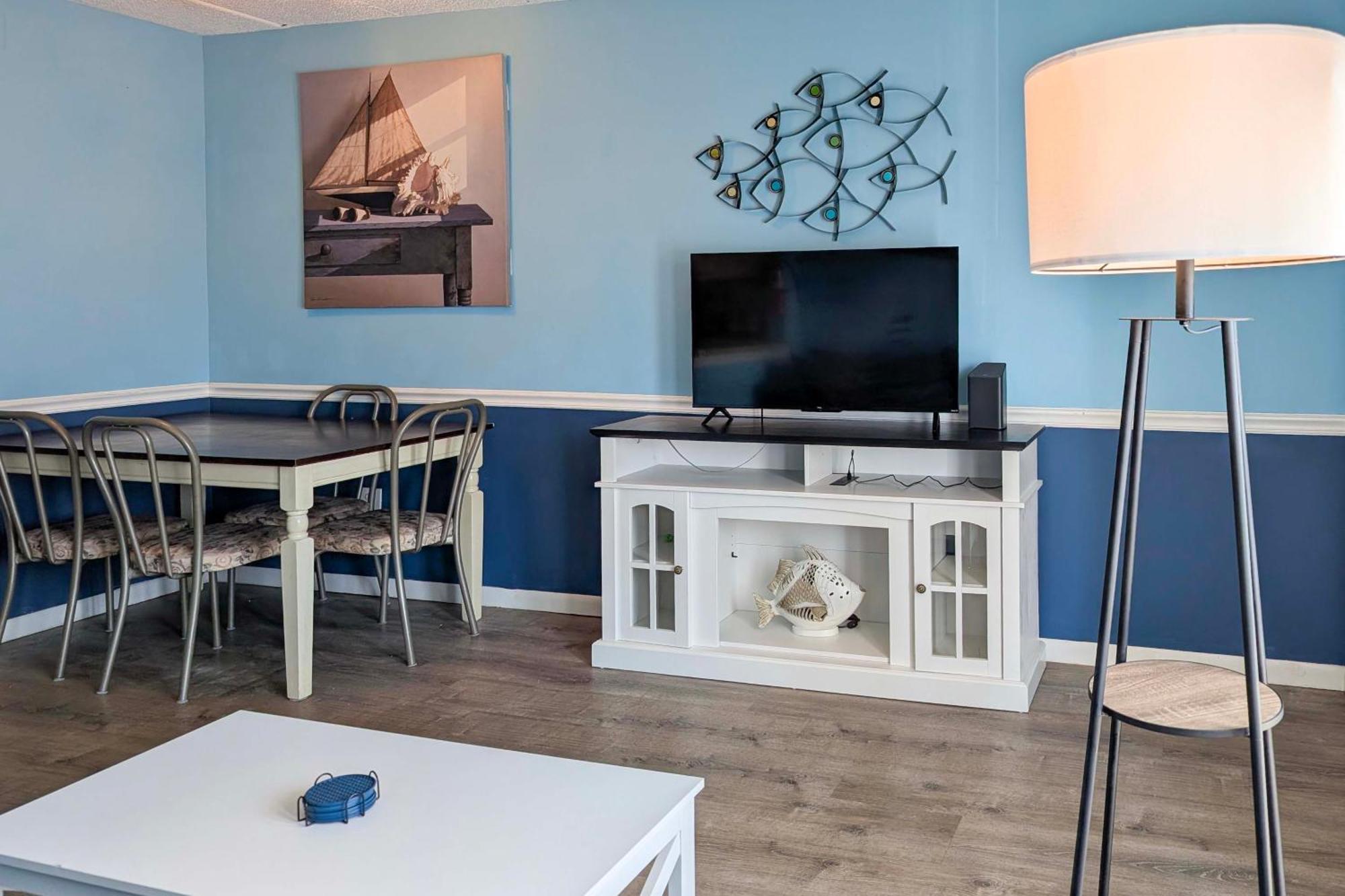 Coastal Condo With Pool, 1 Block To Wildwood Beach! מראה חיצוני תמונה